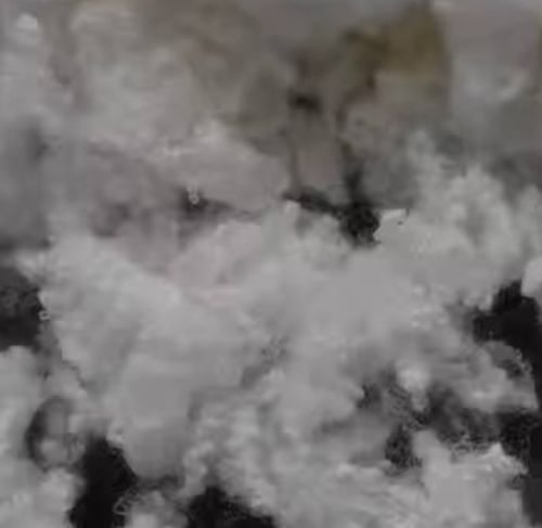 Последние новости компании о Что такое полиэстер и как он изготавливается?