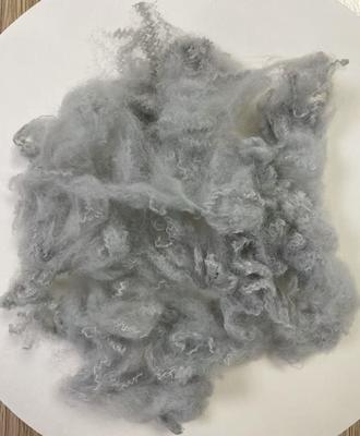 Хорошая цена. Переработанное полиэфирное штапельное волокно 2.5D 51 мм красочное с низкой извитостью онлайн