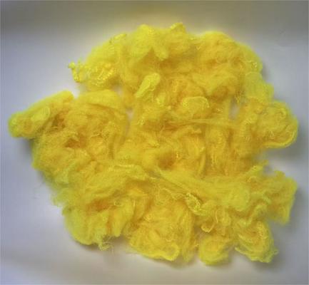 Хорошая цена. Recycled Polyester Staple Fiber with 20-40% Elongation 32-152mm Cut Length and 0.15-0.3% Oil Content онлайн