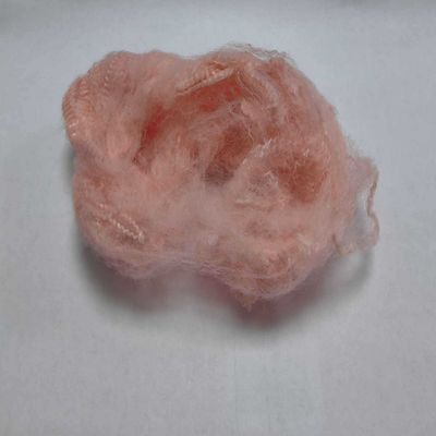 Хорошая цена. Наполнитель ткани Цветные полиэстерные основные волокна Переработанные полые полиэстерные волокна онлайн