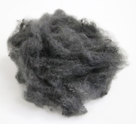 Хорошая цена. Вискозное штапельное волокно из первичного полиэстера 8.89D 65 мм серого цвета для автомобильных интерьеров онлайн