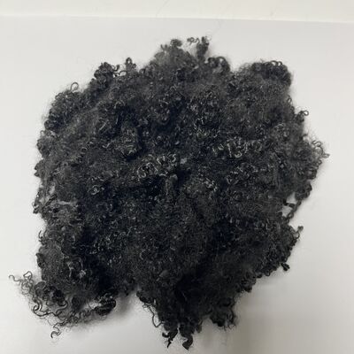черное огнестойкое полиэфирное штапельное волокно 3D*64 мм с длиной для постельных принадлежностей и промышленной фильтрации